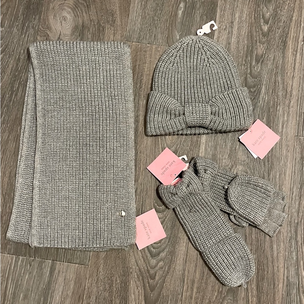 Hat x Mittens x Scarf Set - Kate Spade
